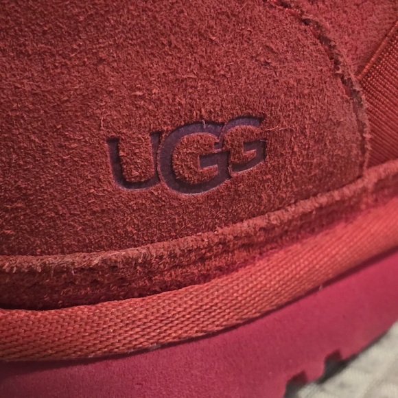 UGG Kids Red Slippers - Picture 8 of 15
